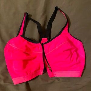 Victoria’s Secret High Impact Knockout Sports Bra
